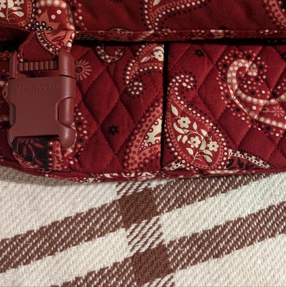Vera Bradley MESA RED messenger bag - Picture 3 of 14